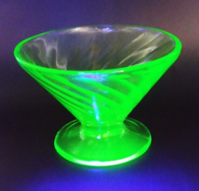 Vintage Green Uranium GLOWING Depression vaseline Glass Dessert Sherbet Dish 3” - £29.97 GBP