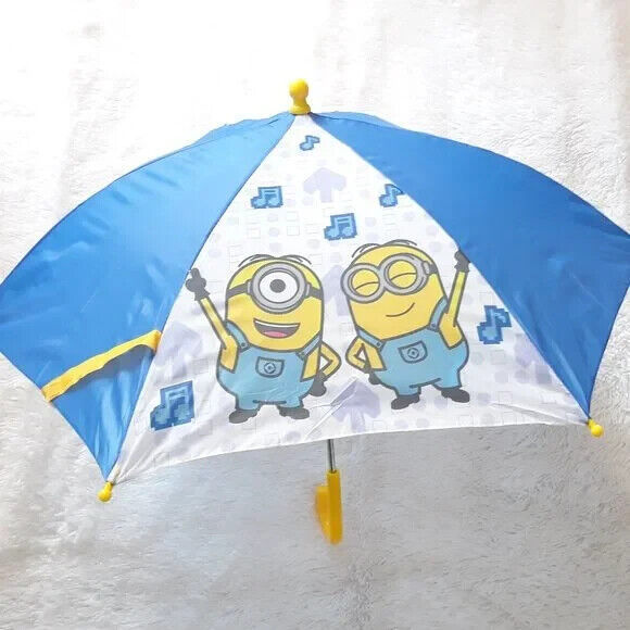 minions kids umbrella ~ new!!!