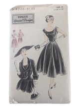 12/30 Uncut Vintage Sewing Pattern Vogue 4226 Special Design Evening Formal Gown - $56.06