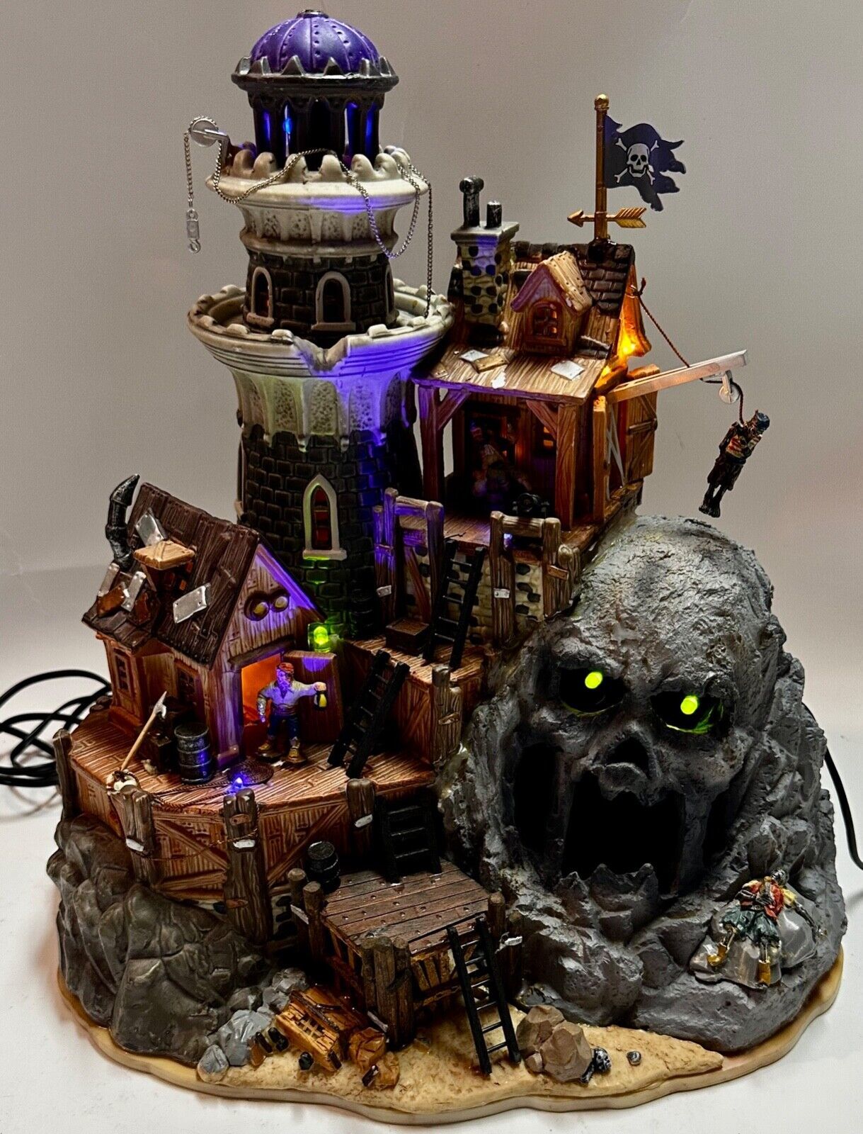 Lemax Spooky Town 2004 ISLE OF DOOM LIGHTHOUSE #65362 With Sounds & Lights - $247.94