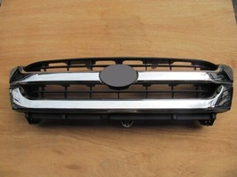 Chrome Black Grille Fit For Toyota Pickup Hilux 2001-05 MK5 - $99.00