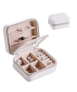 Color: CREAM - Cool Jewels A Palm Sized Compact Jewelry Box - €30,70 EUR