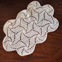 Vintage Estate Handmade Crochet Table Dresser Doily Approx 19x12&quot; Off White - $14.96