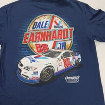 Hendricks Motorsports Dale Earnhardt Jr. #88 Men's Graphic T-Shirt NASCAR Sz M image 5