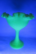 Fenton Persian Medallion Satin Glass Green Compote - Vintage - UV Reactive - £33.46 GBP