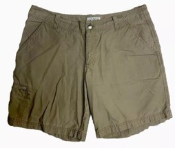 Guide Series Gander Mountain Women’s Shorts Size 8 Beige Pockets - £8.54 GBP