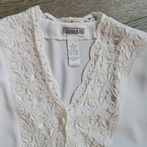 Christie &amp; Jill White Vintage Embroidered Button Down Blouse Size 14 - £19.62 GBP