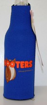 NEW Hooters Bottle Koozie Denam Springs, LA ~  Blue ~ New With Tag - £7.85 GBP