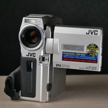 Jvc Cybercam GR-DVM90 Mini Dv Camcorder *Untested* As Is - $29.65