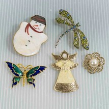 Jewelry Brooch Lot Christmas Butterfly Dragonfly Angel - £48.70 GBP