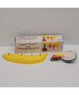 Vintage Juicy Fruits 5 Pc. Measuring Spoon Set Including Banana Wall Holder - £37.75 GBP