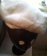 Womens teen Faux Fur Beret Tam Hat beige size small - £6.25 GBP