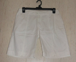 Excellent Womens $50 Woolrich &quot;Reflex Stretch&quot; White Shorts Size 12 - £24.38 GBP