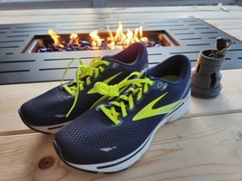 Brooks Men&#39;s Ghost 15 Lace Up Running Shoes Navy/Neon Size:9.0 - $79.20