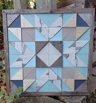 Wood Quilt - Features Barn Wood with Chippy Paint - £47.45 GBP