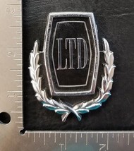 VINTAGE FORD &quot;LTD&quot; CREST EMBLEM TRIM SCRIPT METAL BADGE ORNAMENT NAMEPLATE - £18.78 GBP