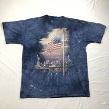 Thomas Kinkade Tie Dye American Flag New York City Skyline State of Libe... - $24.74
