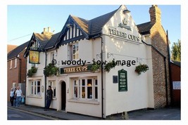 pu0181 - The Three Cups Pub , Bedford , Bedfordshire - photograph 6x4 - £1.98 GBP