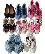 Eight (8) Pair ~ Girls&#39; Sizes 10.5 - 13 ~ Shoes ~ Sneakers ~ Flats ~ Sli... - $712.07 MXN