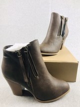 Journee Collection Ankle Boots Women Size 10 Western Block Heel Double Z... - $27.03