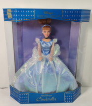 Walt Disney Classic Doll Collection Princess Cinderella Vintage Park Store - £24.30 GBP