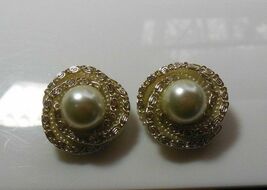 Vintage Chain Wrapped Faux Pearl Clip Earrings - $15.83