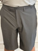 Travis Mathew Men&#39;s Hefner Dark Grey Shorts Size 38 NWT - £23.18 GBP