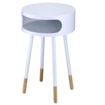 Bentwood White Retro Round Wooden End Table - $3,403.61 MXN