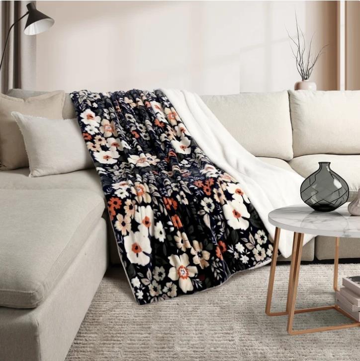 Life Comfort Throw Multicolor Ivory Velvet Plush Reversible Faux Fur 60" X 70" Item image 2