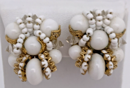 Signed Vendome White Milk Glass Clear Crystal Beaded Clip On Earrings Vintage - £26.18 GBP