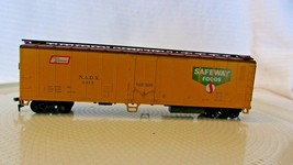 HO Scale Athearn 50&#39; Refrigerated Box Car, Safeway Foods, Yellow, #2615 Built - £23.59 GBP