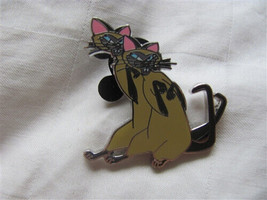 Disney Trading Brooches 110424 Si &amp; Am - Chats Booster-
show original title

... - £14.37 GBP