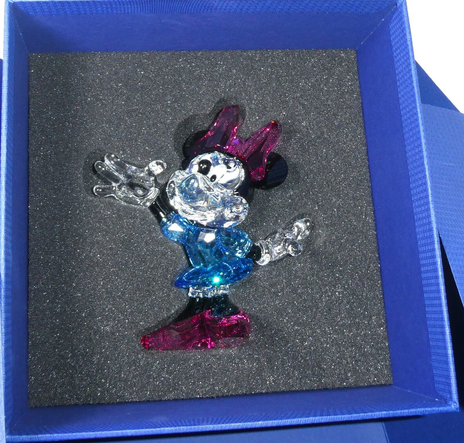 Swarovski 2012 Disney MINNIE MOUSE crystal in Brand Box & COA  1116765,RARE, NEW - £1,081.74 GBP