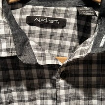 axist mens Button Up Front Pockets shirt Large Plaid Short Sleeve - £10.35 GBP