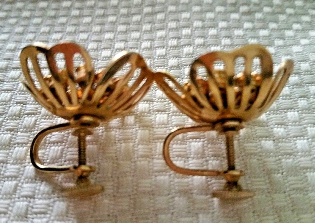 Vintage Mid Century Signed Bugbee and Niles B.N. Gold Tone Screw Back Earrings Item image 9