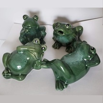 Garden Frog Statue, choose 1 of 4 different styles, Porcelain frog figurine image 3