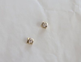 14ct Solid Gold Zirconia Pyramid Stud Earrings gorgeous, dangle, fine, 14K Au585 - £101.93 GBP