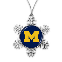 59715 Michigan Wolverines Snowflake Christmas Ornament - £13.17 GBP