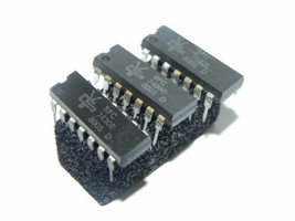 LOT OF 3 - SFC 7430E 8005 D PROCESSOR CHIP - £23.56 GBP