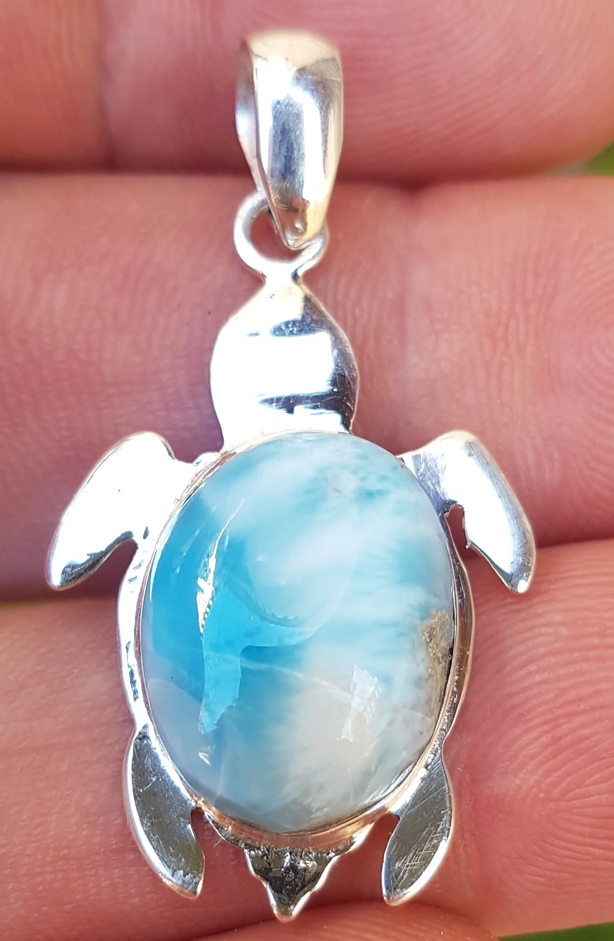 BLUE LARIMAR handcarved Gemstone 925 sterling silver TURTLE pendant (man-2) - €36,36 EUR BLUE LARIMAR handcarved Gemstone 925 sterling silver TURTLE pendant (man-2) - €36,36 EUR