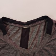 Lululemon Women's Gray Short Sleeve Pullover Blouse Top Measured Chest Size 42" image 4