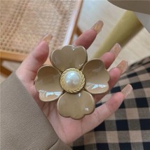 New Elegant Brown Hair Claw with Imitation Pearl Simple Romantic Flower ... - $12.59