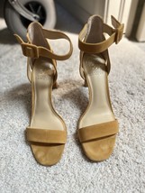 Vince Camuto Mustard Ankle Strap Suede  Block High Heel Sandal Bendiva 9 - £19.39 GBP