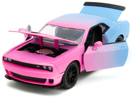 2015 Dodge Challenger SRT Hellcat Pink and Blue &quot;Pink Slips&quot; Series 1/24... - $40.26