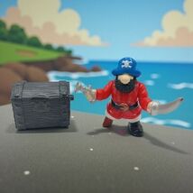 Vtg 1994 Fisher Price Great Adventures Pirate Red Captain &amp; Black Treasu... - $19.39