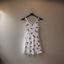 Divided HM Floral Dress Women’s Size 4 Valentine’s Day Spring Rose Theme - $13.86