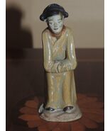 Unusual Chinese Mud Man 4.25" Mudman Antique Ochre Yellow robe unmarked pre 20th - $5,757.45 MXN