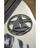 Sailboat Boat Nautical Cast Iron Pot Holder Trivet 6.75&quot; D - $527.58 MXN