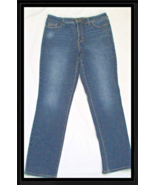Bandolino  Straight Jeans Women&#39;s Size 14 High Rise Medium Wash 5-Pocket... - $182.08 MXN