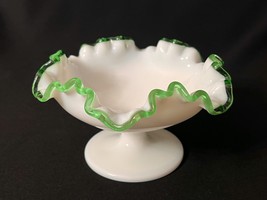 Vintage Fenton Emerald Crest Art Glass Compote Ruffled Crimped Edge - £15.98 GBP